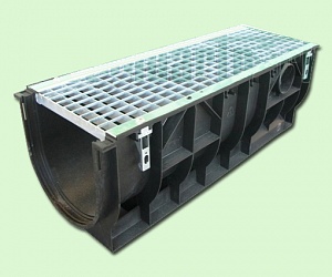 PolyMax Basic Комплект: Лоток водоотводный пластиковый DN300 H348 с стальной решеткой кл. А